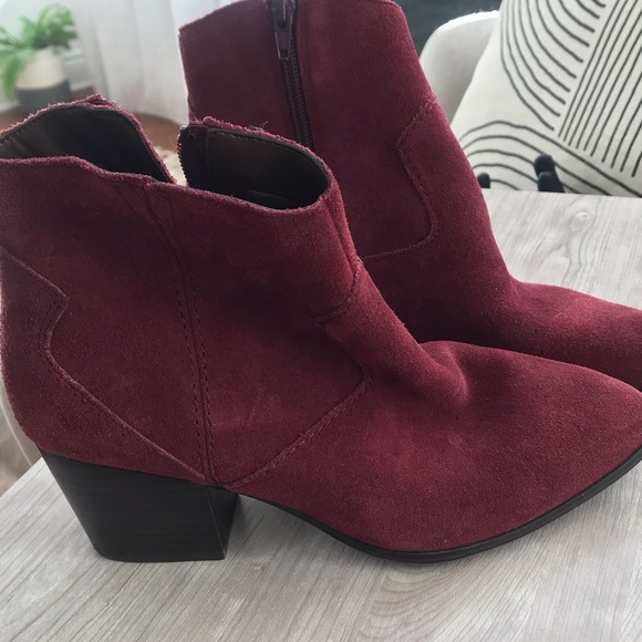 Aldo Burgundy suede ankle boots - Picture 5 of 5
